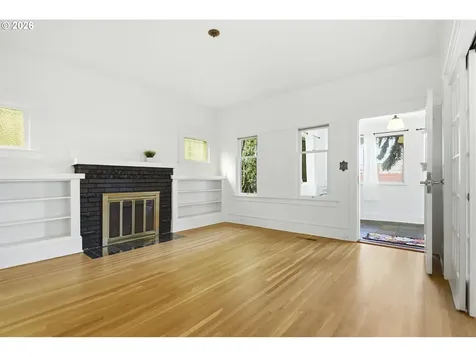 4036 NE Senate Street Portland OR 97232