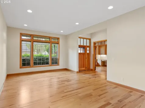 1466 NE 15th Avenue Canby OR 97013