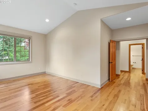 1466 NE 15th Avenue Canby OR 97013