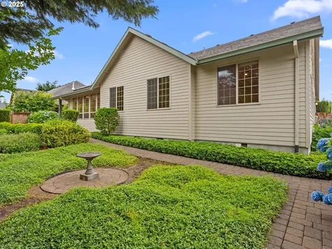 1466 NE 15th Avenue Canby OR 97013