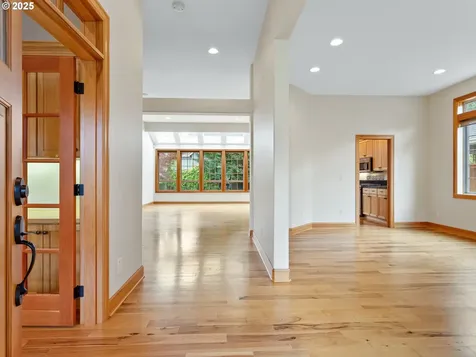 1466 NE 15th Avenue Canby OR 97013