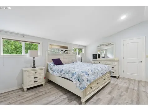 24382 S Elwood Road Colton OR 97017