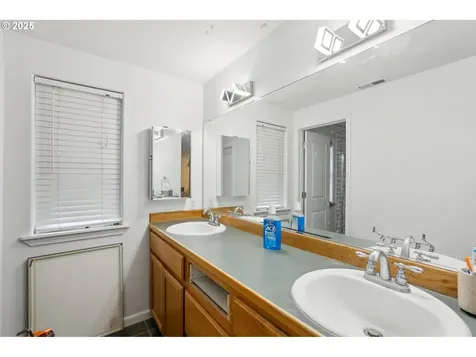 2407 NE 95th Court Vancouver WA 98662
