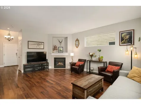 8330 SW Norfolk Lane Portland OR 97224