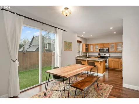 8330 SW Norfolk Lane Portland OR 97224