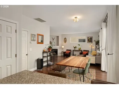8330 SW Norfolk Lane Portland OR 97224
