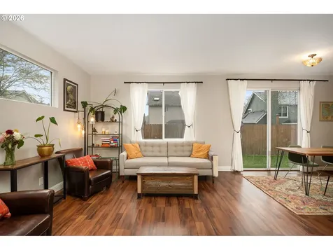 8330 SW Norfolk Lane Portland OR 97224