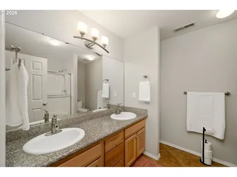 8330 SW Norfolk Lane Portland OR 97224