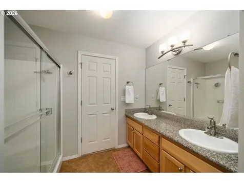 8330 SW Norfolk Lane Portland OR 97224