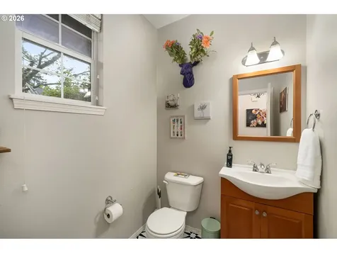 8330 SW Norfolk Lane Portland OR 97224