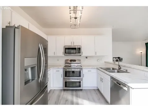 512 NW Celtis Lane Hillsboro OR 97124