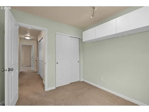 11002 SW Sage Terrace Portland OR 97223
