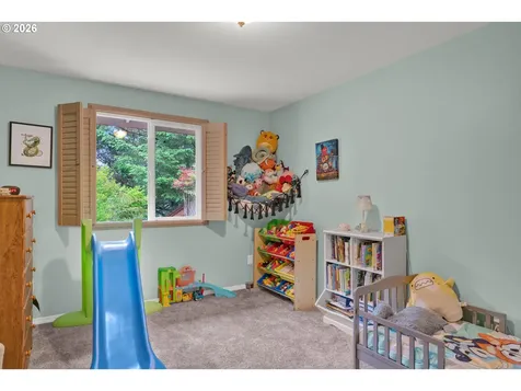 118 Park Village Loop Florence OR 97439
