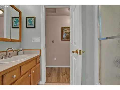 118 Park Village Loop Florence OR 97439