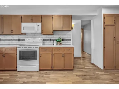 11045 SW Berkshire Street Portland OR 97225