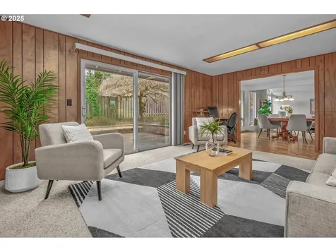 11045 SW Berkshire Street Portland OR 97225