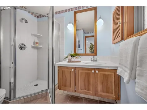 11045 SW Berkshire Street Portland OR 97225