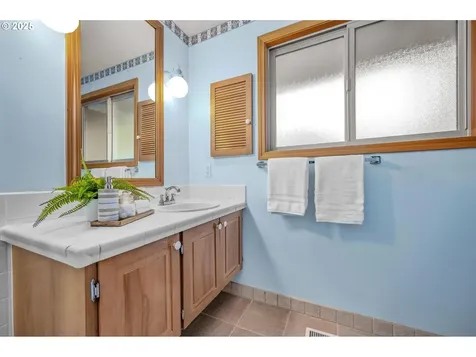 11045 SW Berkshire Street Portland OR 97225