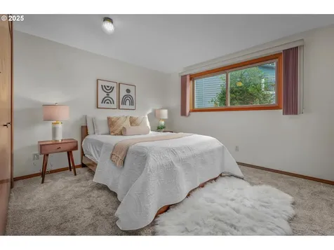 11045 SW Berkshire Street Portland OR 97225