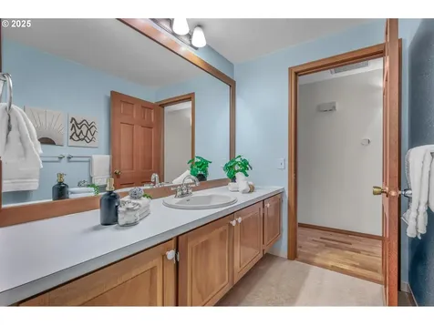 11045 SW Berkshire Street Portland OR 97225