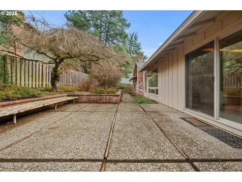 11045 SW Berkshire Street Portland OR 97225