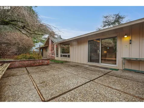 11045 SW Berkshire Street Portland OR 97225