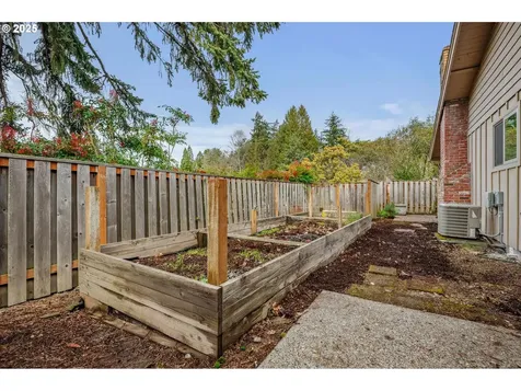 11045 SW Berkshire Street Portland OR 97225