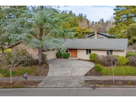 11045 SW Berkshire Street Portland OR 97225