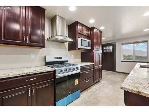 58015 Godley Road Union OR 97883