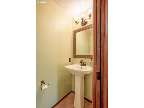 475 Banton Avenue Eugene OR 97404