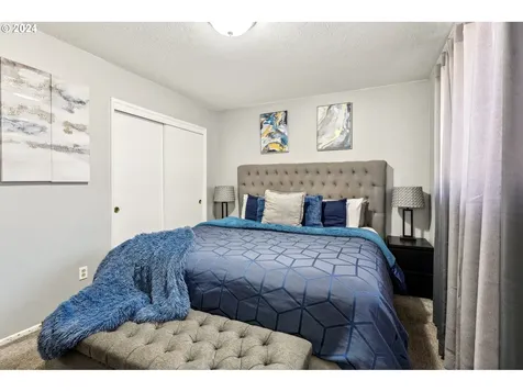 8400 NE Royal Street Vancouver WA 98662