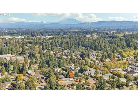 8400 NE Royal Street Vancouver WA 98662