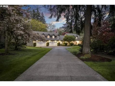 7701 NE 211th Avenue Vancouver WA 98682