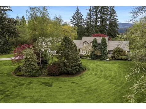 7701 NE 211th Avenue Vancouver WA 98682