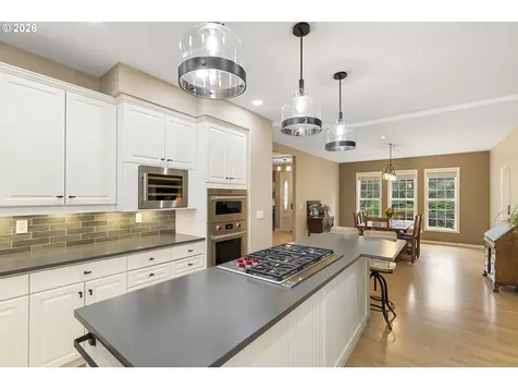 7701 NE 211th Avenue Vancouver WA 98682