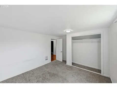 856 Augustine Avenue Coos Bay OR 97420
