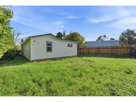 856 Augustine Avenue Coos Bay OR 97420