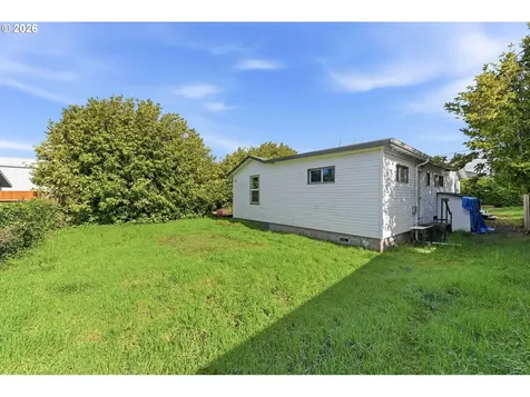 856 Augustine Avenue Coos Bay OR 97420