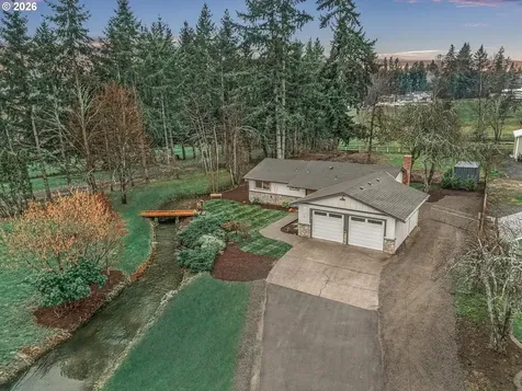 17069 S Bradley Road Oregon City OR 97045