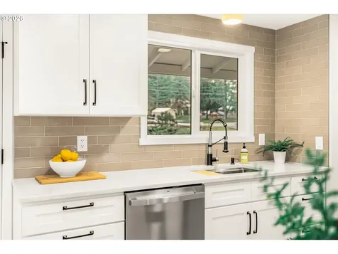 17069 S Bradley Road Oregon City OR 97045