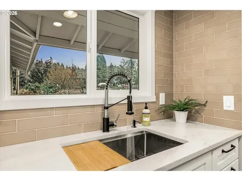 17069 S Bradley Road Oregon City OR 97045