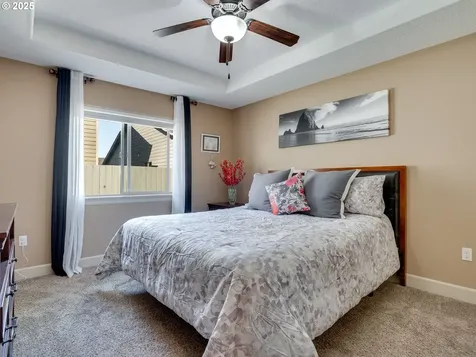 1047 Taurus Loop NE Keizer OR 97303