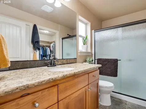 1047 Taurus Loop NE Keizer OR 97303