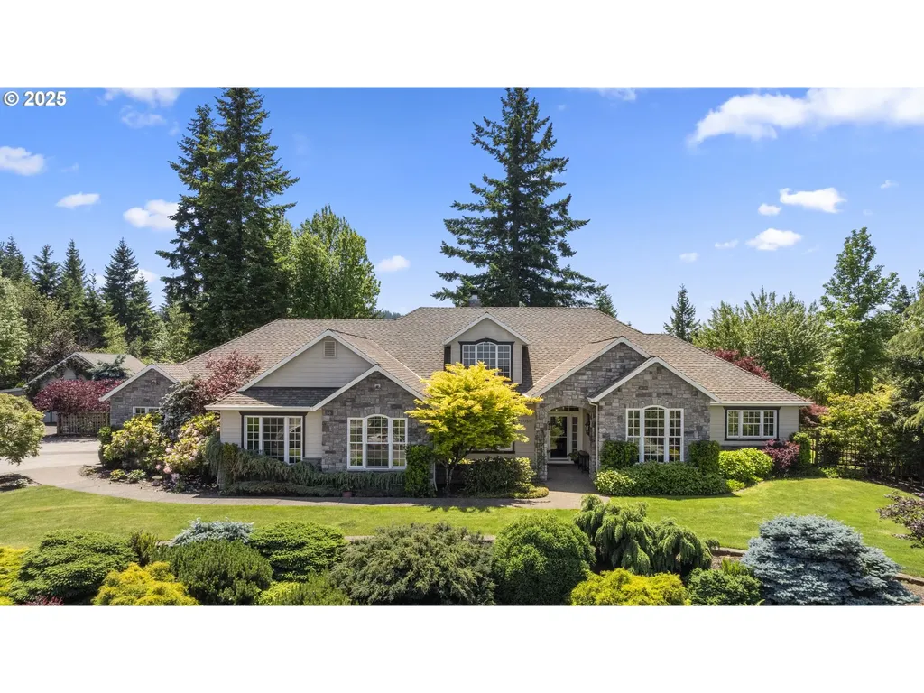 18050 S Ridge Runner Road Oregon City OR 97045