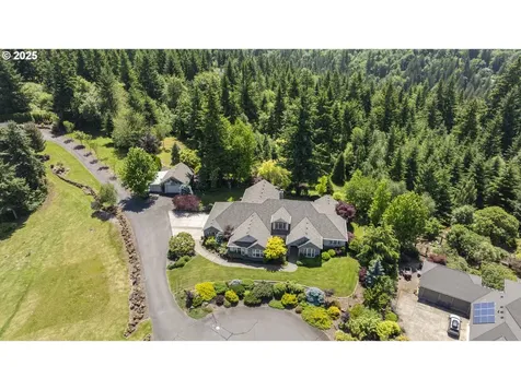 18050 S Ridge Runner Road Oregon City OR 97045