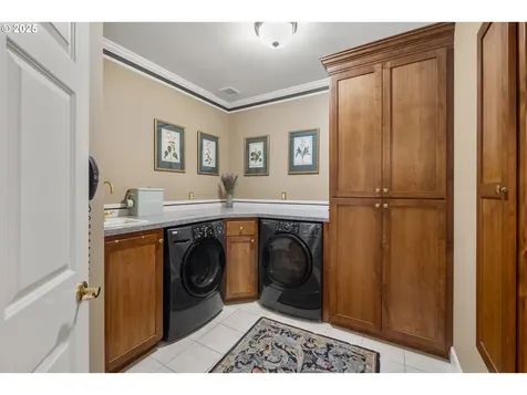 18050 S Ridge Runner Road Oregon City OR 97045