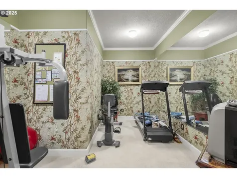 18050 S Ridge Runner Road Oregon City OR 97045