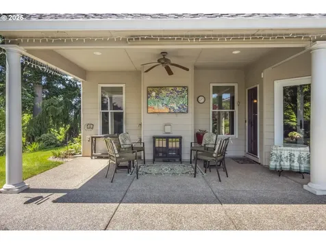 18050 S Ridge Runner Road Oregon City OR 97045