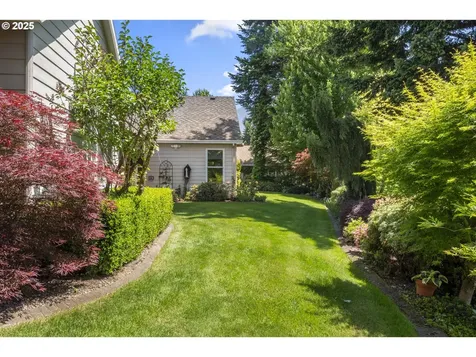 18050 S Ridge Runner Road Oregon City OR 97045