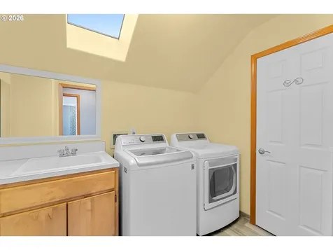 2257 NE Estate Drive Hillsboro OR 97124